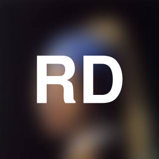 R Davis, MD